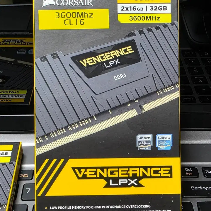 [BUNJANG] Corsair DDR4 32GB 3600MHz CL16 Memory / 새제품! 커세어 DDR4 32GB 3600MHz *CL16 