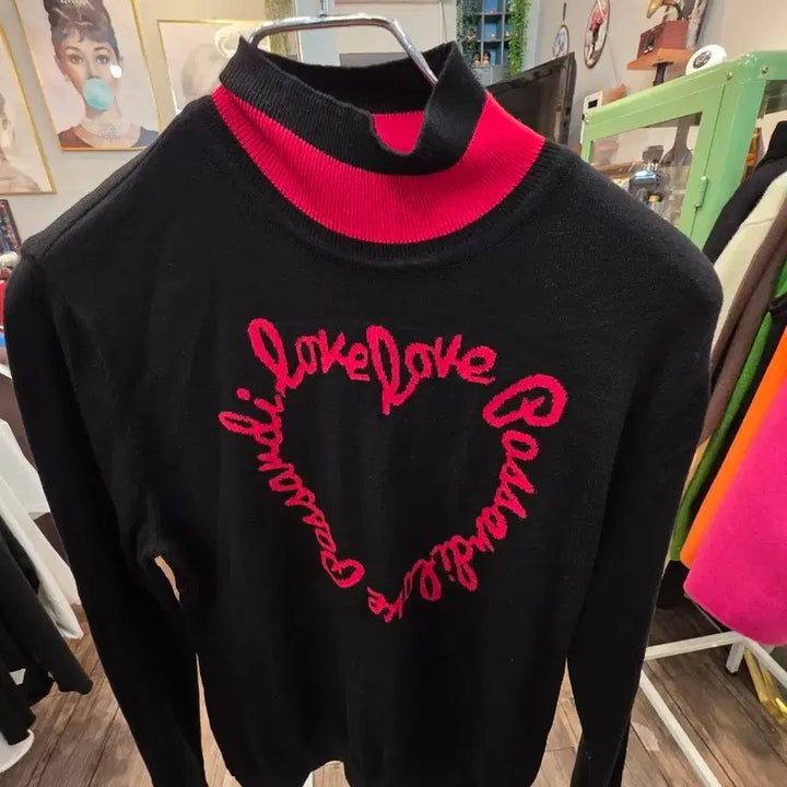 [BUNJANG] Pasadi Black Heart Logo Knit Size 95 / 파사디  블랙 하트 로고 니트 95사이즈