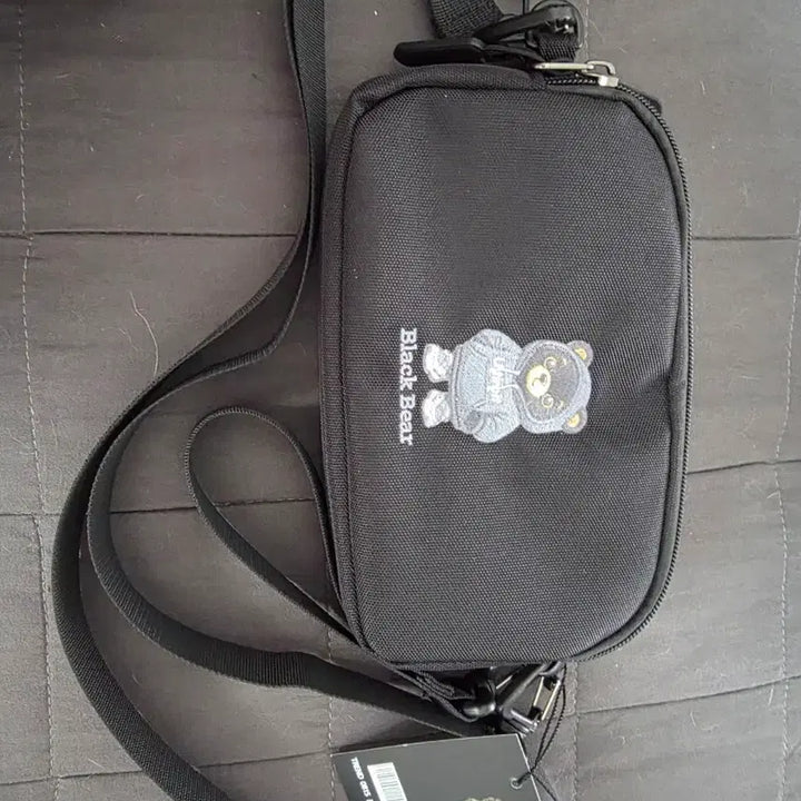 [BUNJANG] Black Bear Black Mini Crossbody Bag / 블랙베어 Black Bear 블랙 미니 크로스백