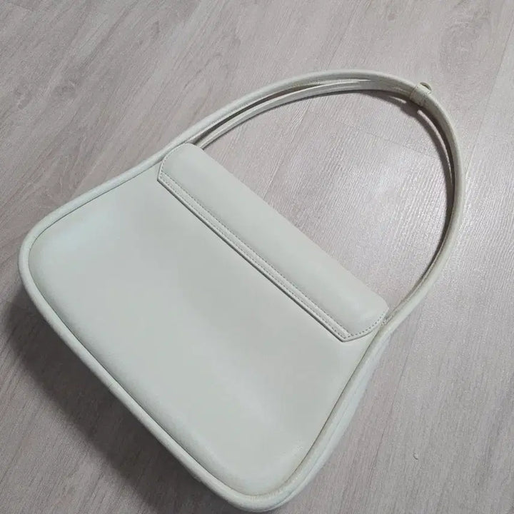 [BUNJANG] Plowm Notting Hill Bag Ivory Leather / 플로움 노팅힐백 아이보리컬러