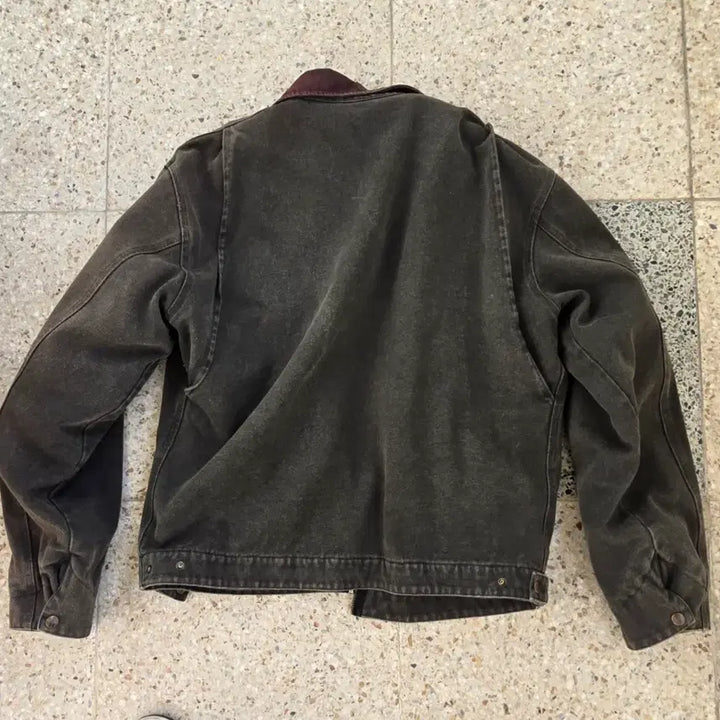[SOLD OUT] 칼하트 티트로이트 PTL L사이즈