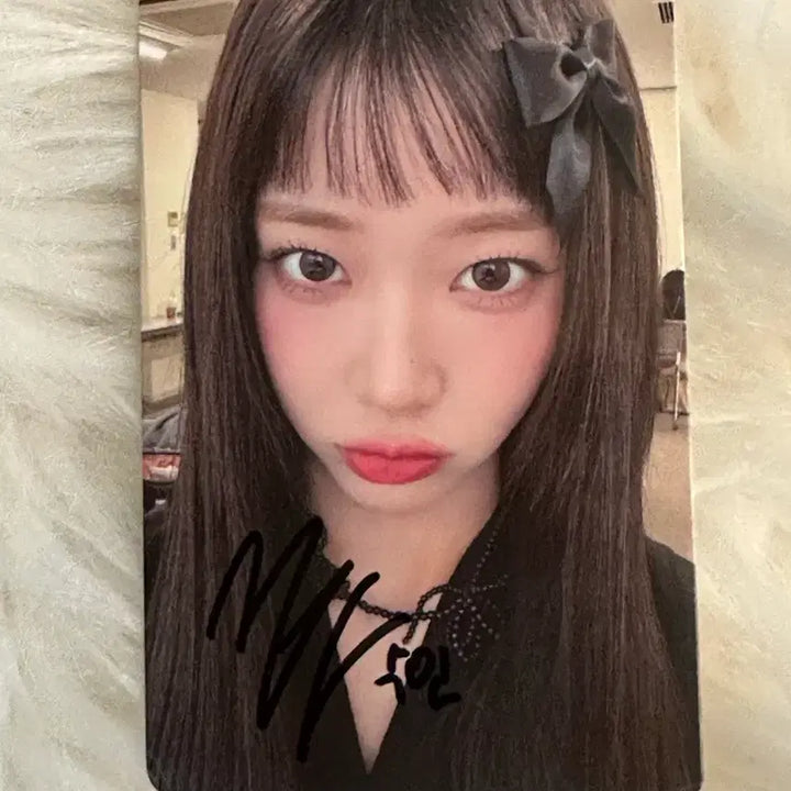 [BUNJANG] STAYC Signed Photocard / 스테이씨 Stay C 친필 싸인 공방포카