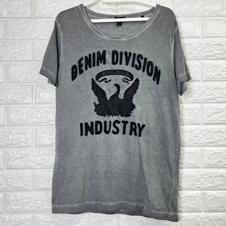 [BUNJANG] Diesel Stitch Patch Logo Grey T-Shirt / [Diesel] 디젤 스티치 패치 로고 남성 그레이 반팔 M