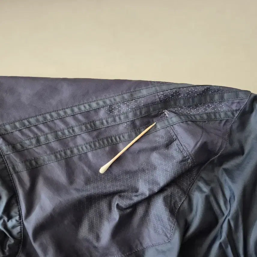 [BUNJANG] Adidas Jacket (Size 100) / 아디다스   자켓100