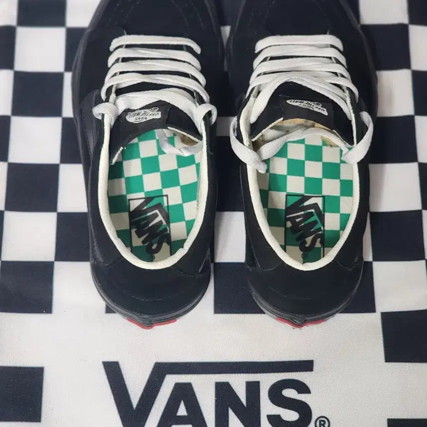 [BUNJANG] Vans Skate Low Black Sneakers / 반스 마켓 스케이트 로우 블랙 230mm