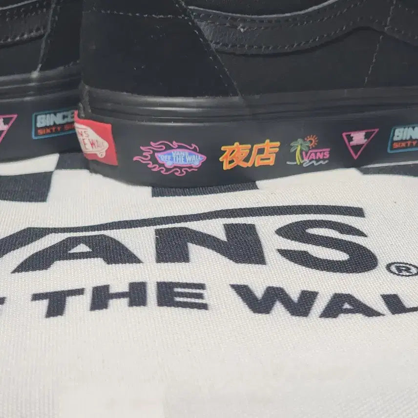 [BUNJANG] Vans Skate Low Black Sneakers / 반스 마켓 스케이트 로우 블랙 230mm