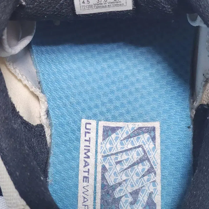 [BUNJANG] Vans EVDNT UltimateWaffle Sneakers / Vans EVDNT UltimateWaffle 스니커즈 235 상태좋음