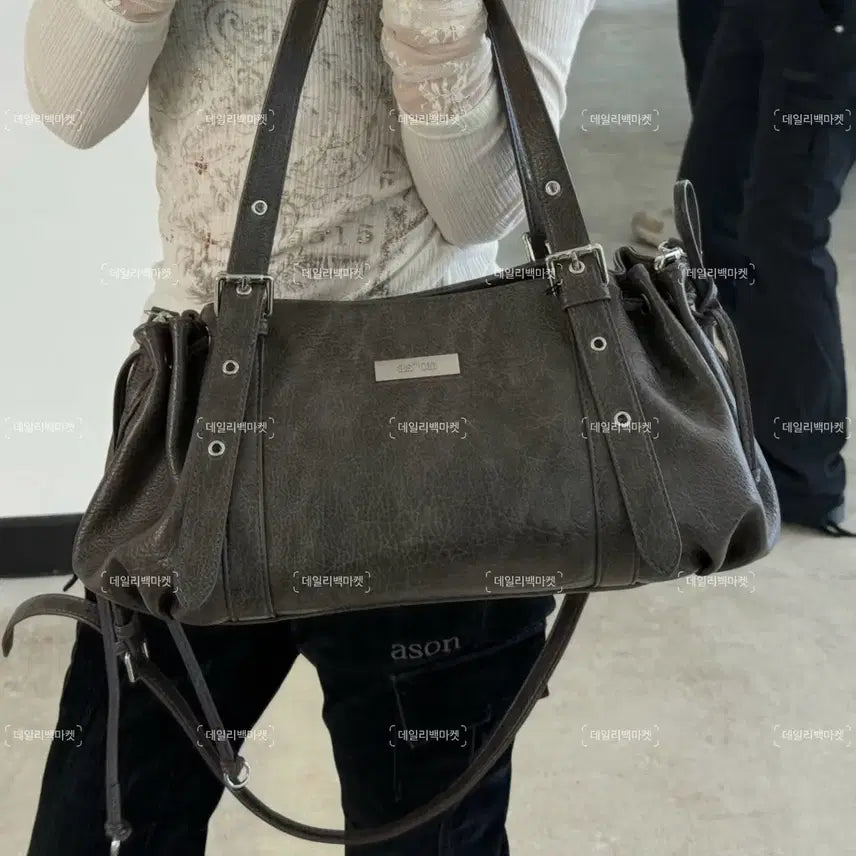 [BUNJANG] 애즈온 as"on 헤븐백 브라운 / 애즈온 as"on 헤븐백 브라운