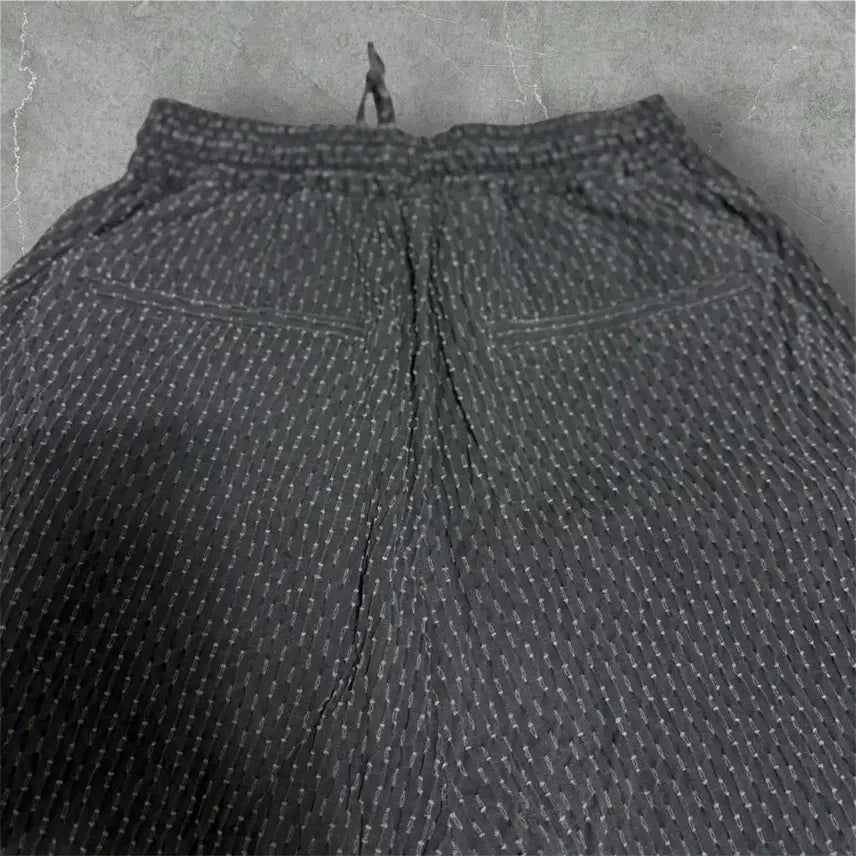 [BUNJANG] Auro Pleats Wide Pants Black / 아우로 플리츠 와이드 팬츠 블랙