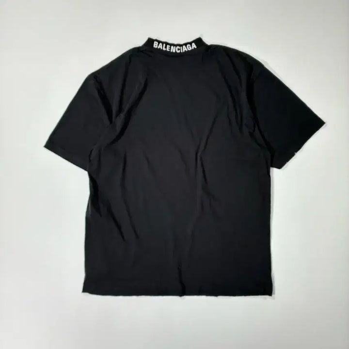 [BUNJANG] Balenciaga Medium Fit Distressed T-shirt / 발렌시아가 미디엄 핏 디스트레스드 티셔츠 페이디드 블랙 S사이즈