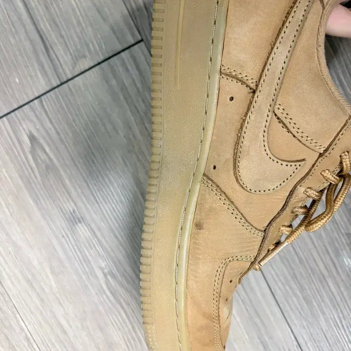 [SOLD OUT] 나이키 슈프림 된장포스 240 us6