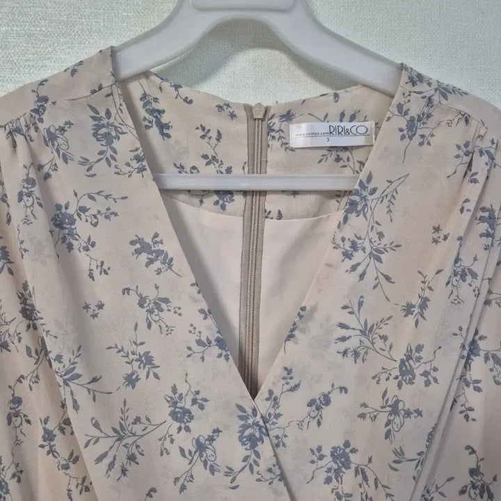 [BUNJANG] RIRIN&amp;CO Floral Pattern Long Dress / RIRIN&amp;CO 플라워 패턴 롱 원피스