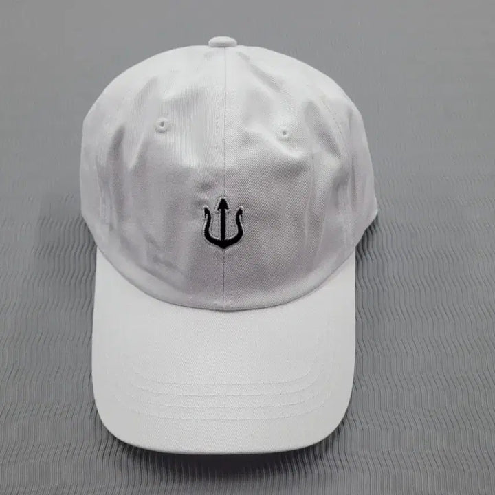 [BUNJANG] Vertu Cap Hat White / 베루툼 볼캡 모자 화이트