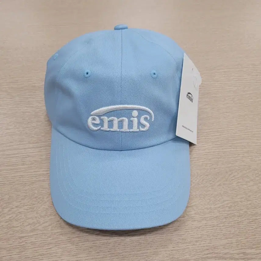 [BUNJANG] Emis Ball Cap Hat Light Blue / 이미스 볼캡 모자 하늘색