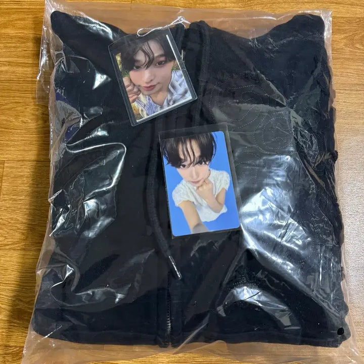 [SOLD OUT] 엔시티 위시 오드 투 러브 팝업 엠디 후드집업 L 리쿠 5만원 포카 포함