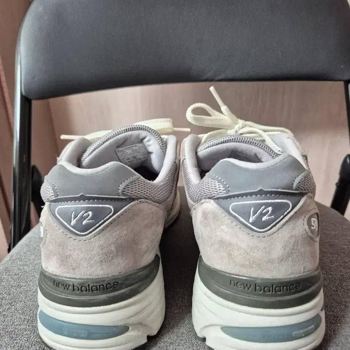 [BUNJANG] New Balance 991v2 Grey Sneakers / 뉴발란스 991 v2 그레이 285