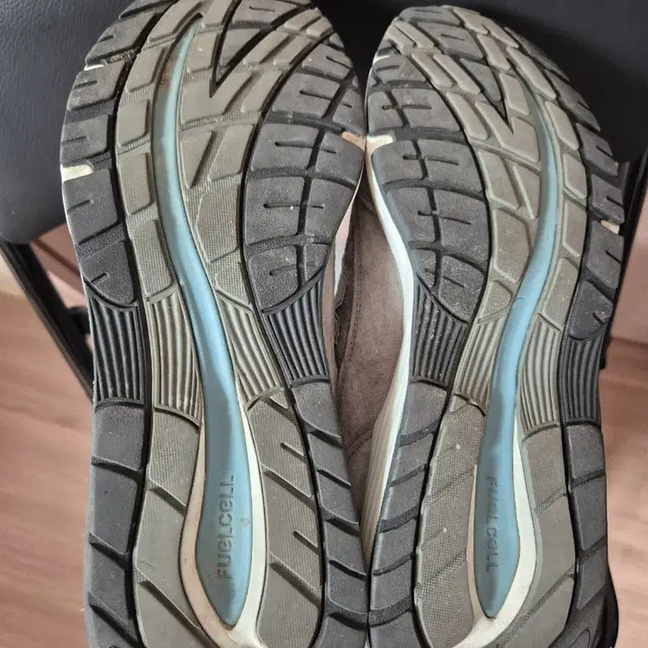 [BUNJANG] New Balance 991v2 Grey Sneakers / 뉴발란스 991 v2 그레이 285