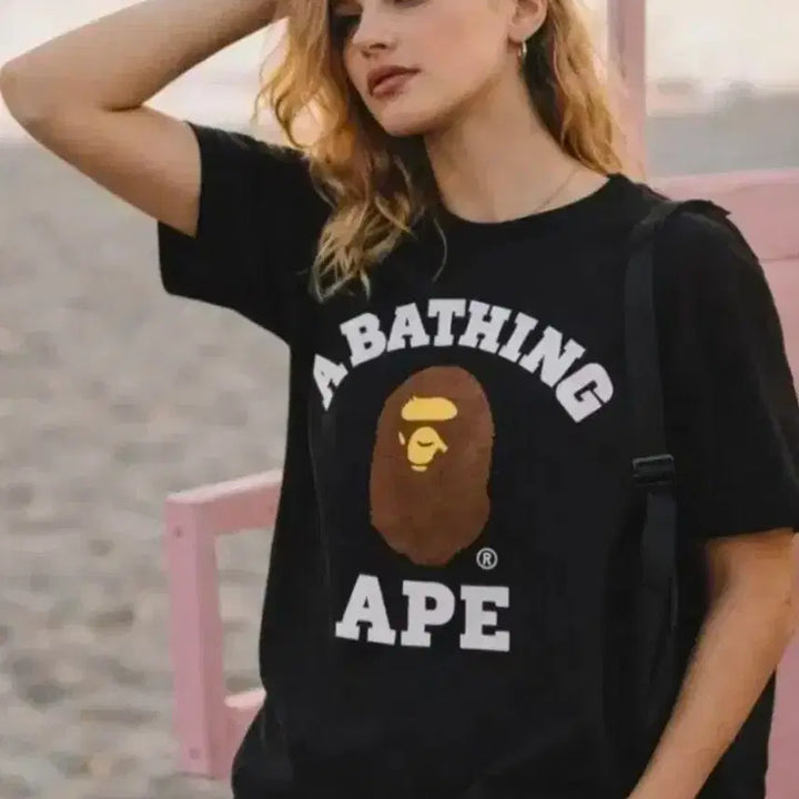 [BUNJANG] BAPE Short Sleeve T-Shirt White/Black / 베이프 반팔 티셔츠 화이트/블랙
