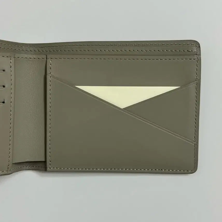 [BUNJANG] Louis Vuitton Aerogram Multiple Wallet Gray / [정품] 루이비통 에어로그램 멀티플월릿 반지갑 그레이