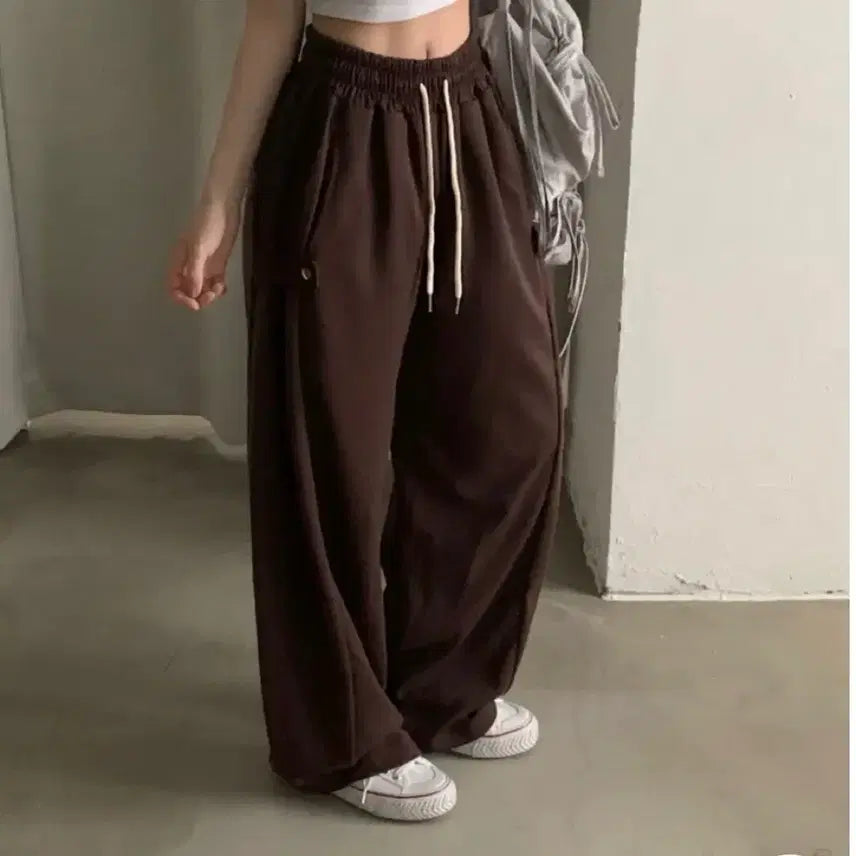 [BUNJANG] Sugar Powder Bear Button Wide Banding Pants Brown / 에이블리 슈가파우더 비어 사이드스냅 비죠 버튼 와이드 밴딩 팬츠 브라운