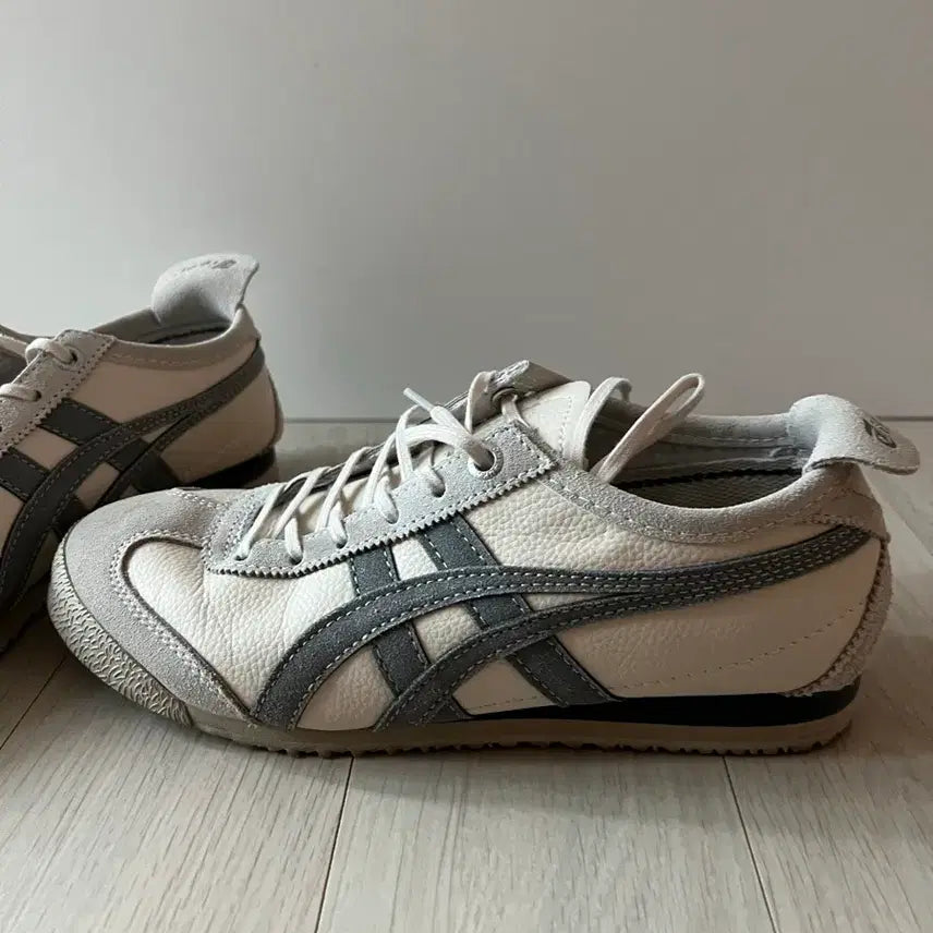 [BUNJANG] Onitsuka Tiger Leather and Suede Sneakers / 오니츠카 타이거