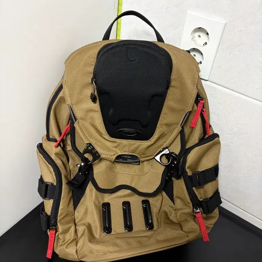 [BUNJANG] Oakley Bathroom Sink Backpack / 오클리 베쓰룸싱크 백팩