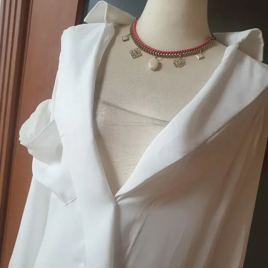 [BUNJANG] DINT Volume Pocket Long Shirt Blouse Set / (새제품)딘트 볼륨포켓 롱셔츠블라우스+벨트+진주핀브로치