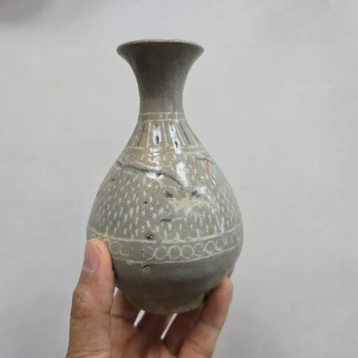 [BUNJANG] Celadon Scholar-Crane Vase / 골동품 청자 흑백상감 운학문 병