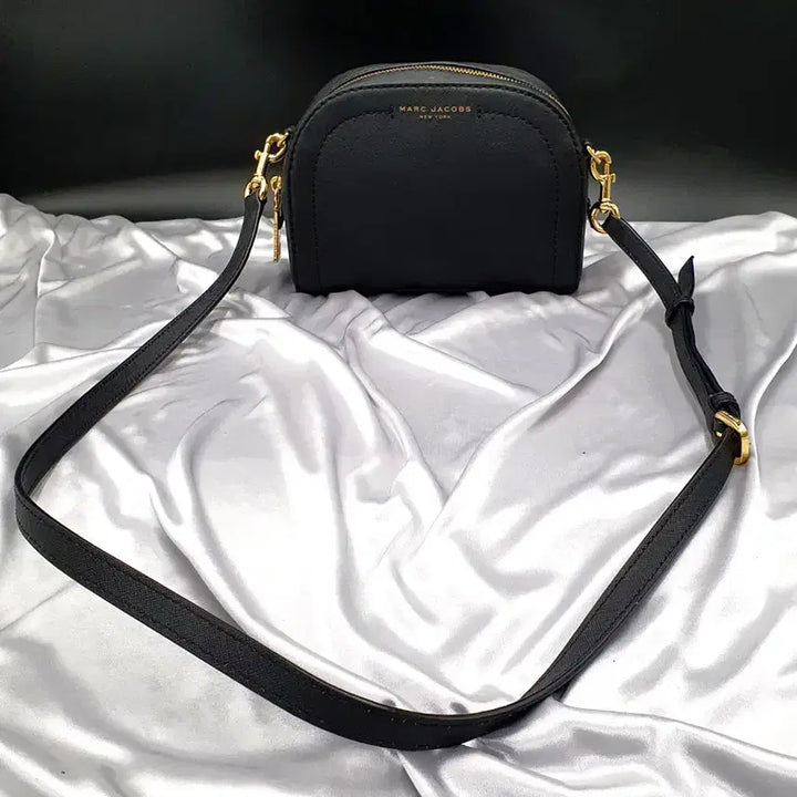 [BUNJANG] Marc Jacobs Leather Crossbody Bag / 마크제이콥스 상태양호 크로스백 중고 가방 은피아노