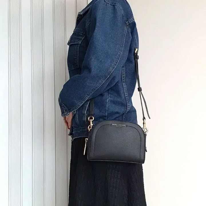 [BUNJANG] Marc Jacobs Leather Crossbody Bag / 마크제이콥스 상태양호 크로스백 중고 가방 은피아노