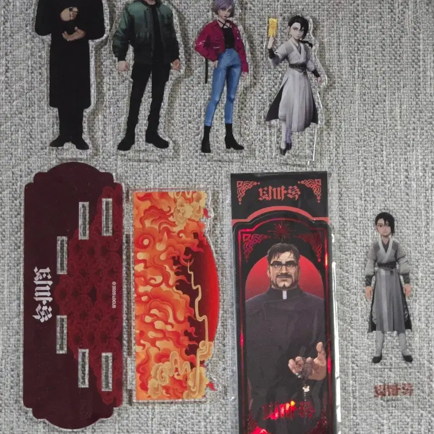 [BUNJANG] The Exorcist Fundraising Goods Bundle / 퇴마록 펀딩 굿즈 아크릴스탠드, 포토카드(10종), 준후 pet스탠드