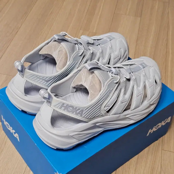 [BUNJANG] Hoka Hopara Illusion Sky Blue / 270 새제품) 호카 호파라 일루젼 스카이블루 1123112-ILS