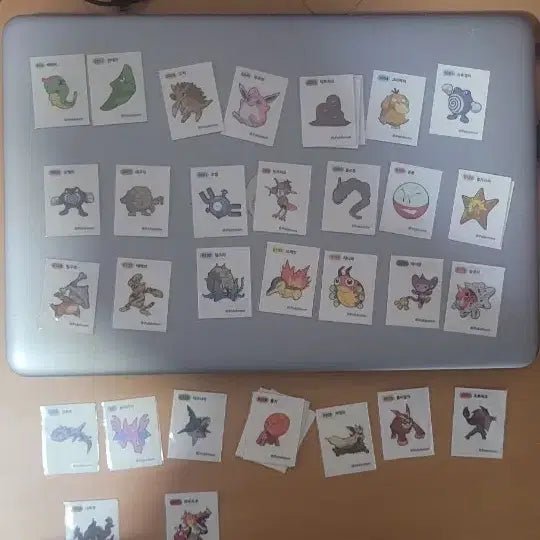 [BUNJANG] Pokemon Stickers (Baking Bread Stickers) / 포켓몬 띠부씰 판매