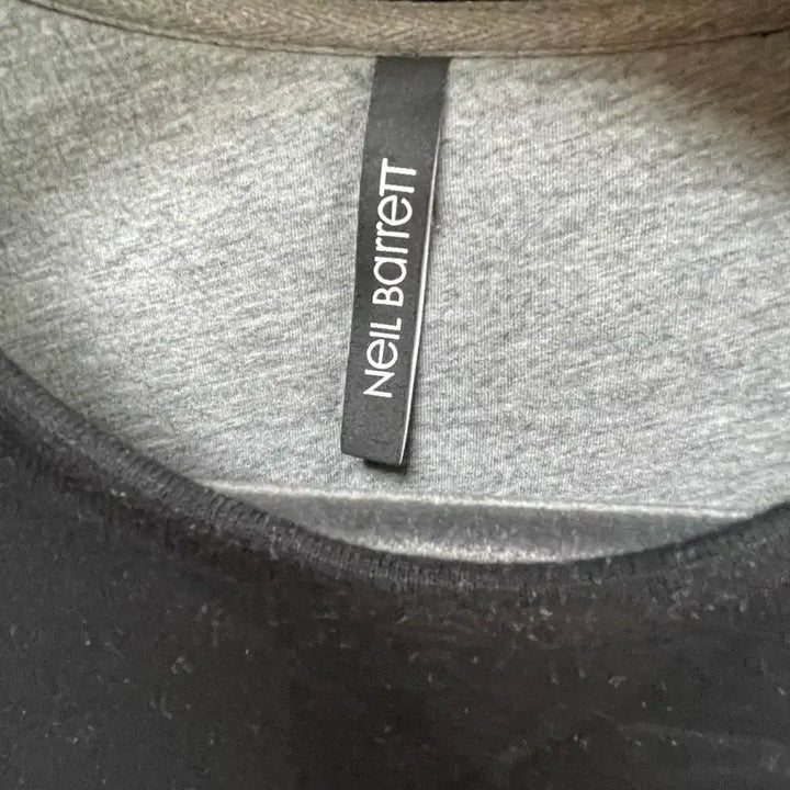 [BUNJANG] Neil Barrett Modernist Star Sweatshirt / Neil Barrett  맨투맨