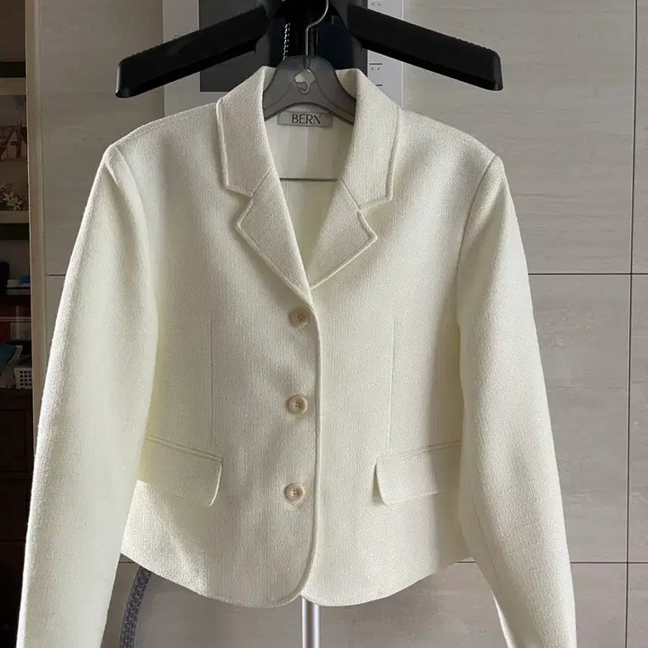 [BUNJANG] Tweed Jacket / [새상품]트위드 자켓