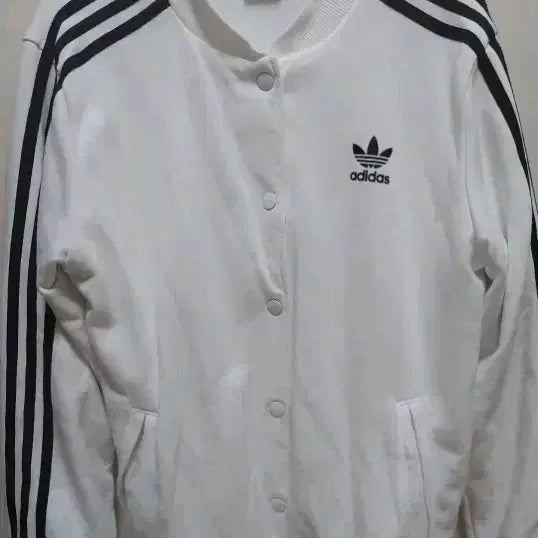 [SOLD OUT] 아디다스 화이어버드 흰검 트랙자켓 봄버