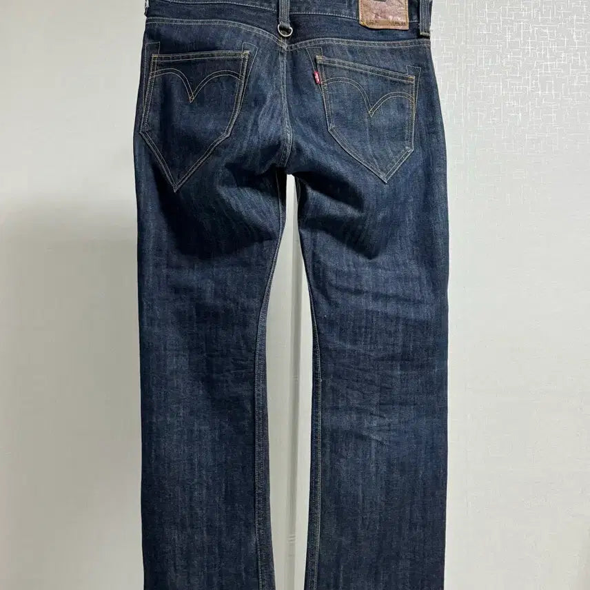 [SOLD OUT] Levi&