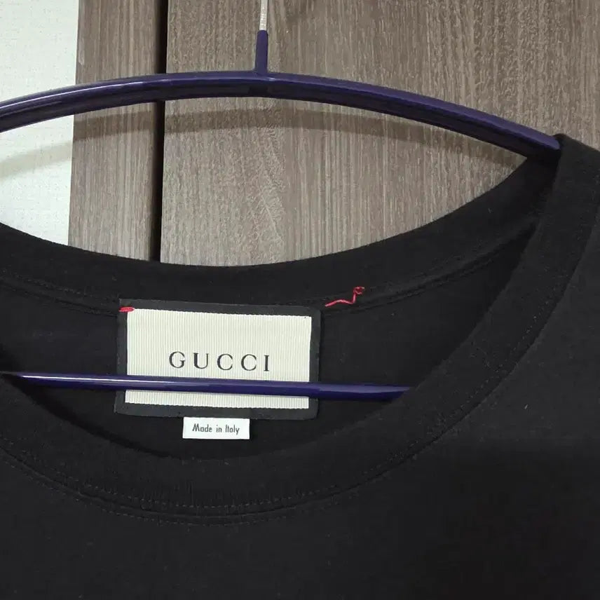 [BUNJANG] Gucci Rainbow Logo Black T-Shirt / 구찌 레인보우 로고 블랙 반팔 티셔츠