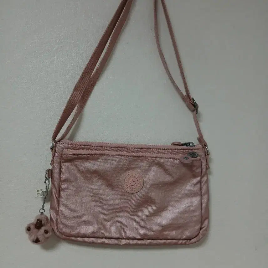 [BUNJANG] Kipling Pink Crossbody Bag with Keychain / 키플링 핑크 크로스백 가방 + 키링 25  15
