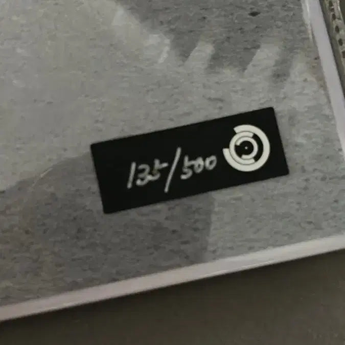 [BUNJANG] Daniel Caesar Case Study Second Track Dark Blue Marble Limited Edition / 다니엘시저 case study 세컨트랙 다크블루마블 한정반