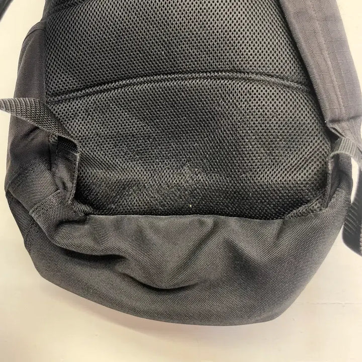 [SOLD OUT] 칼하트 블랙 백팩
