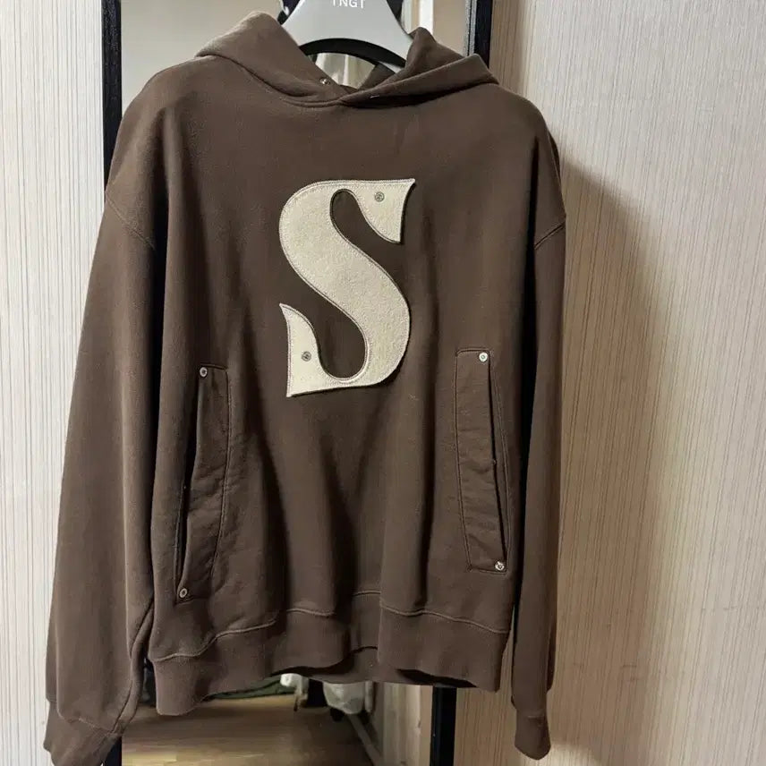 [BUNJANG] Setter Rivet Apparel Hoodie Brown M / 세터 리벳 아플리케 후드 브라운 M사이즈