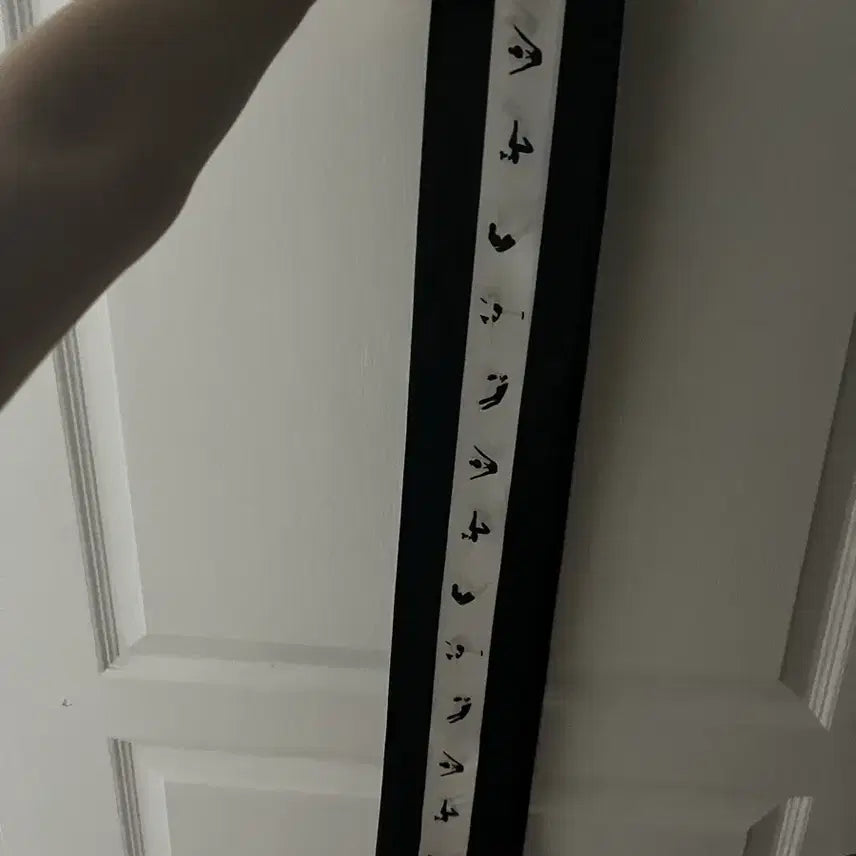 [BUNJANG] Orr Yoga Pose Pattern Ribbon Scarf / 오르 제작 요가 자세 패턴 스카프 (미개봉)