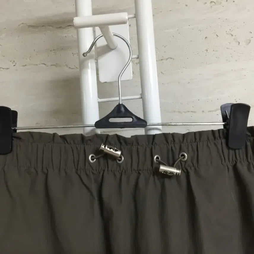 [BUNJANG] Thursday Island Slit Bending Skirt / 써스데이아일랜드 슬릿 밴딩 스커트 S