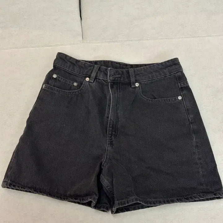 [BUNJANG] ARKET Denim Shorts / 아르켓 ARKET 데님 반바지 숏팬츠