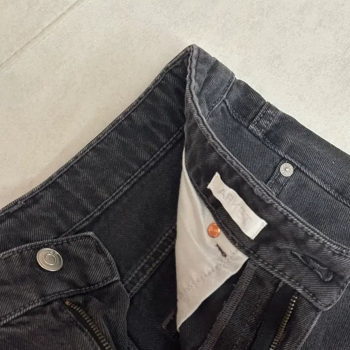 [BUNJANG] ARKET Denim Shorts / 아르켓 ARKET 데님 반바지 숏팬츠