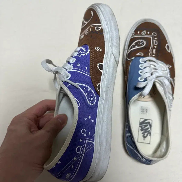 [BUNJANG] Vans Paisley Sneakers - Size 280 / 반스 페이즐리 280