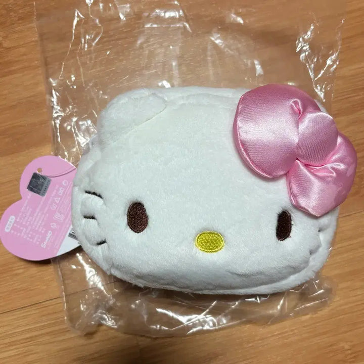 [SOLD OUT] 산리오 헬로키티 엔젤 파우치 핑크