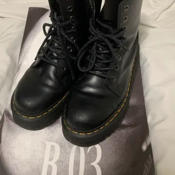 [BUNJANG] Dr. Martens High Boots 240 / 닥터마틴 하이 부츠 240