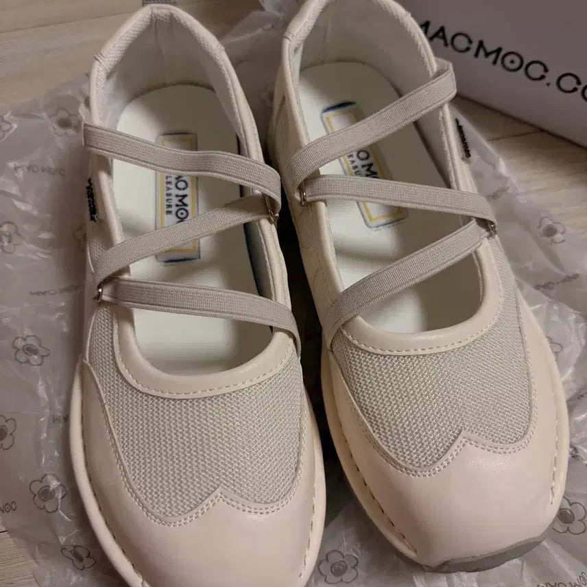 [SOLD OUT] 마크모크 메리제인 슈즈 아이보리 235